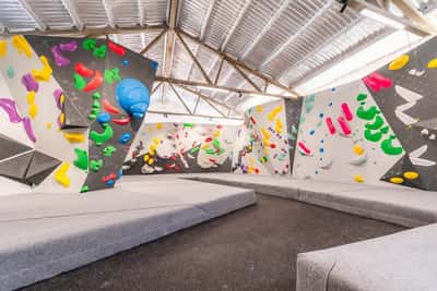 Vertigo Oriente - Climbing Center