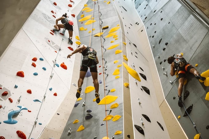 Dolinas Climbing Center
