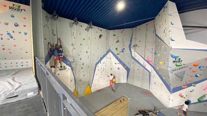 The West Climbing Center